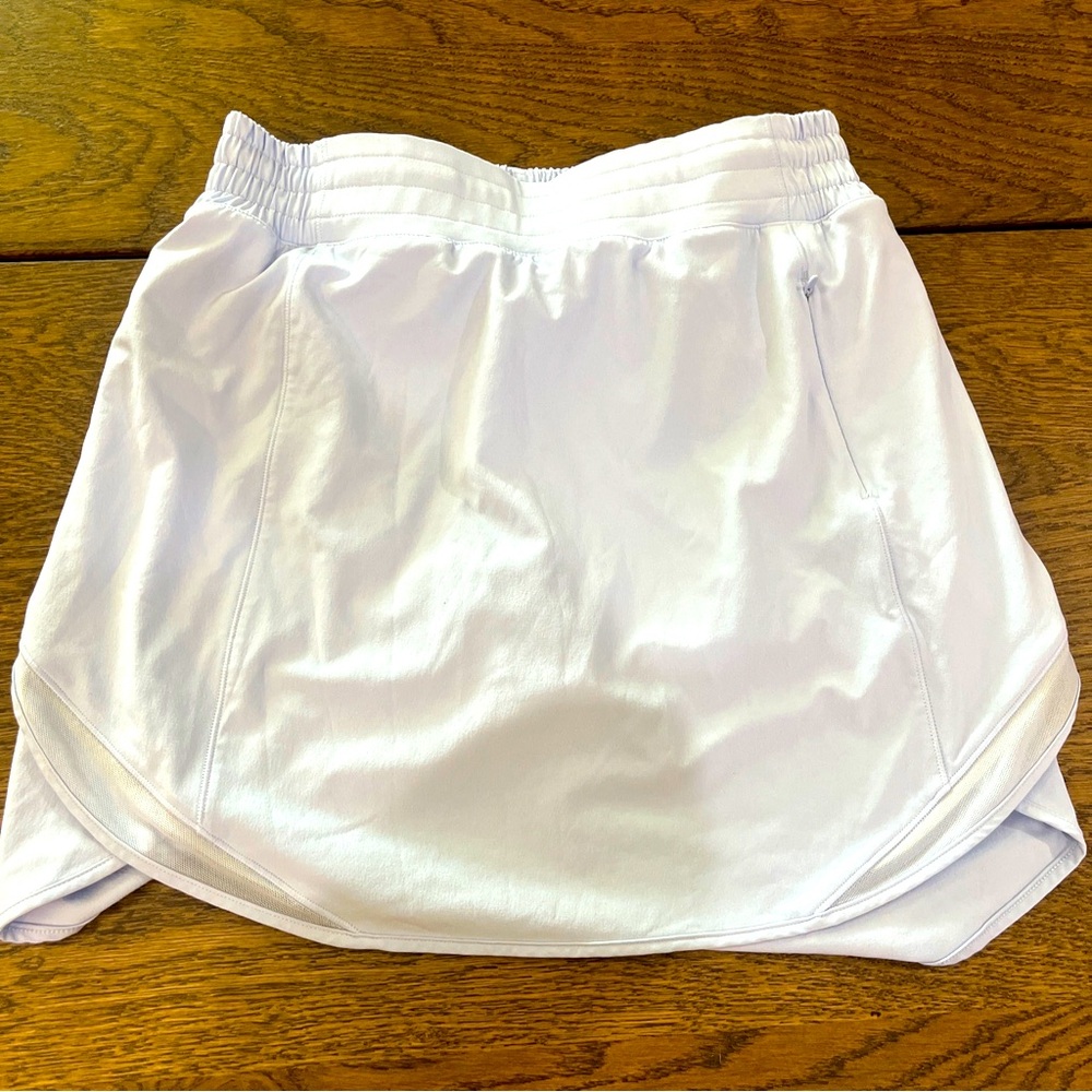 Lululemon Athletica White Bubble Mini Skirt